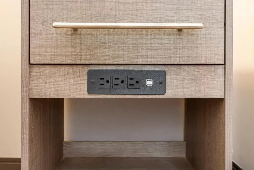 Photo - Red Roof Inn PLUS Jamaica, NY - JFK Airport