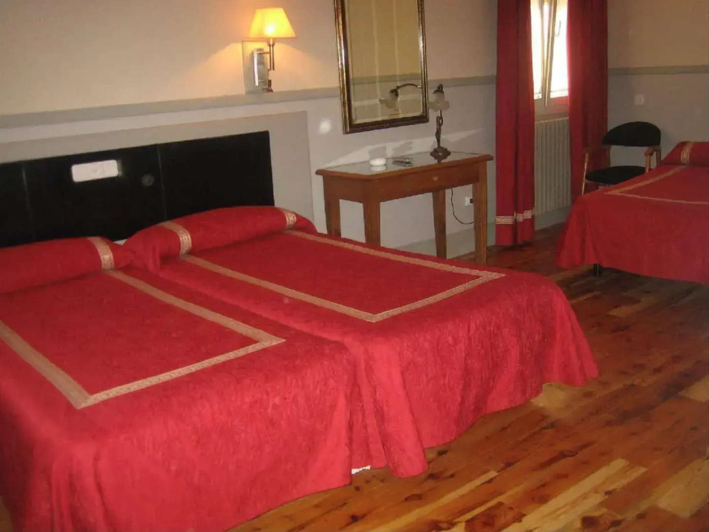 Foto - Hostal Canovas