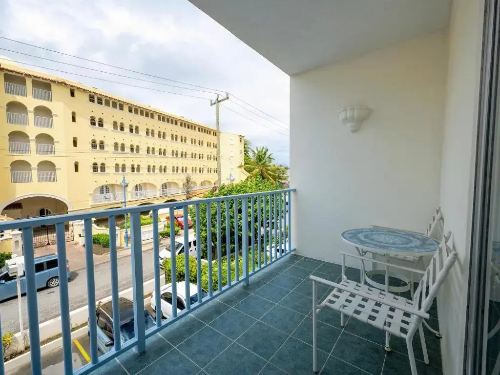 Photo - Time Out Hotel