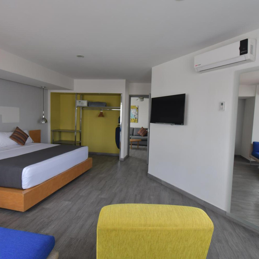 Photo - Perla Central Hotel
