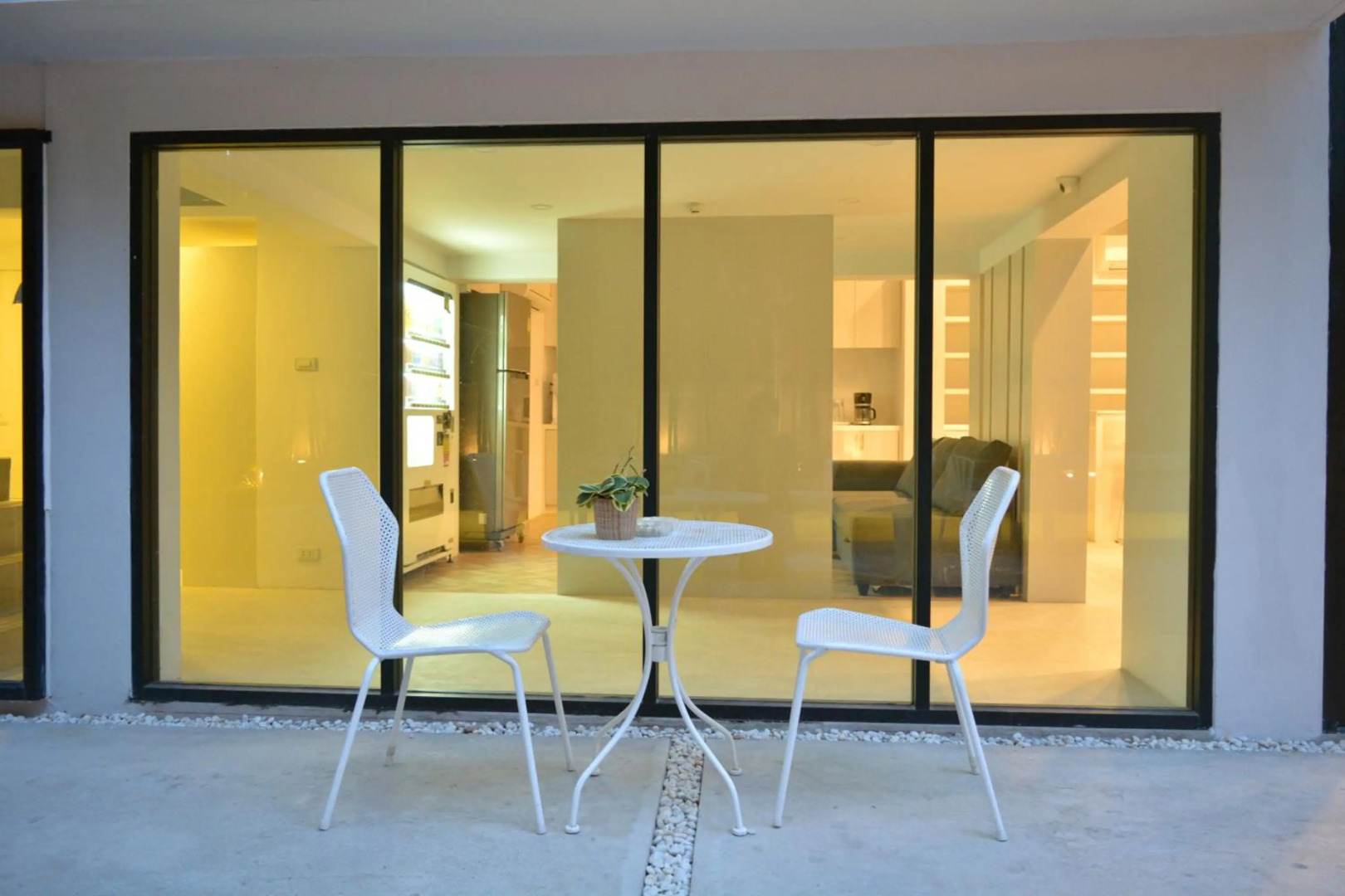 Photo - Rezt Bangkok