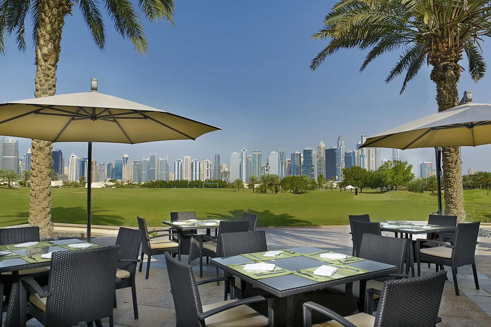 Foto - Address Montgomerie
