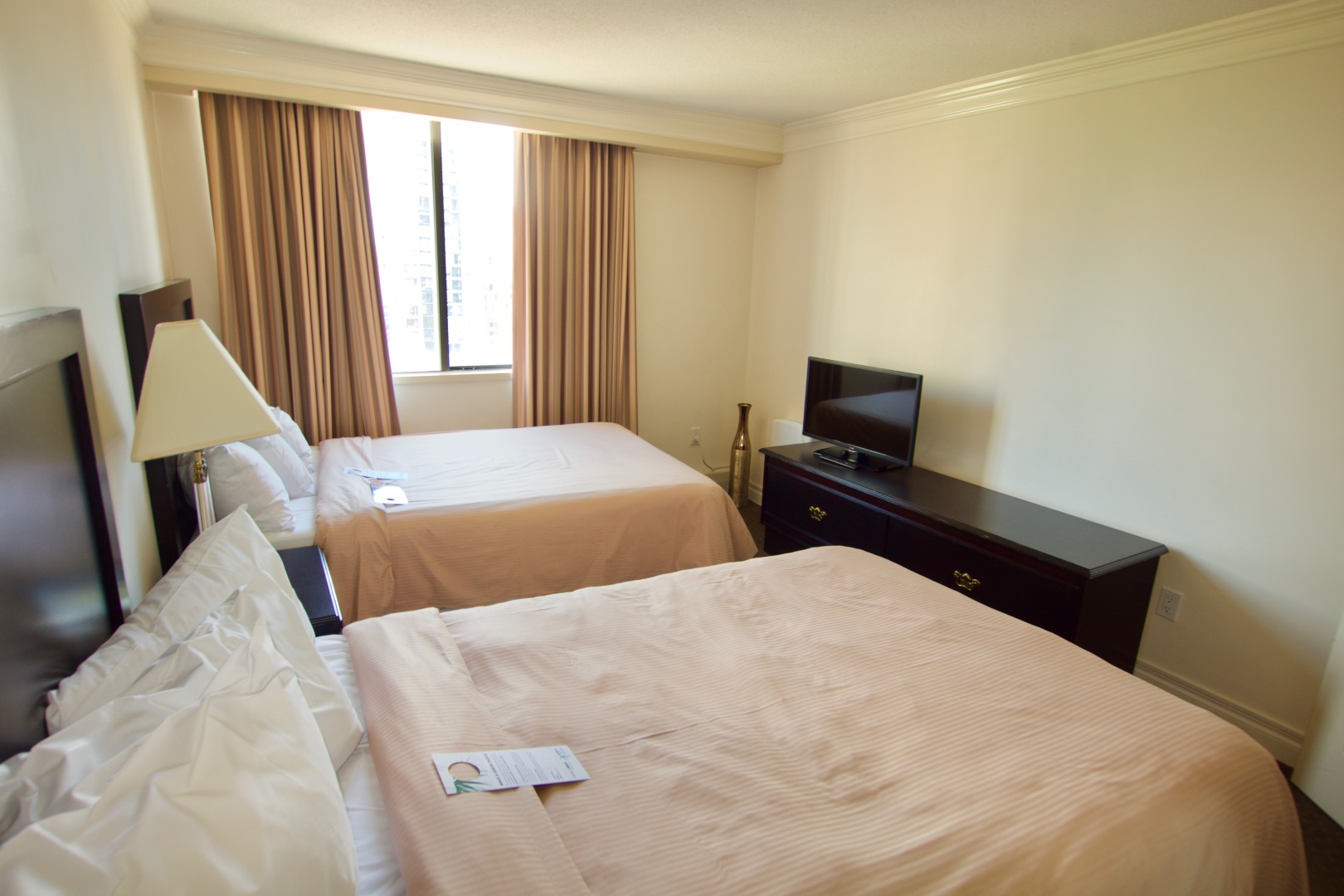 Foto - Century Plaza Hotel