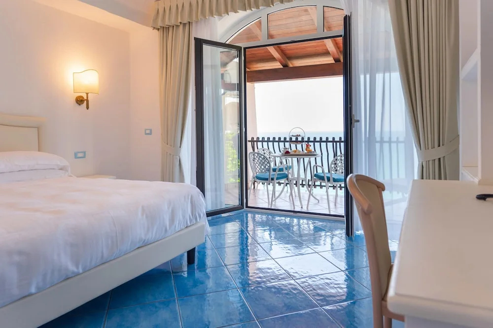 Photo - Grand Hotel Le Rocce