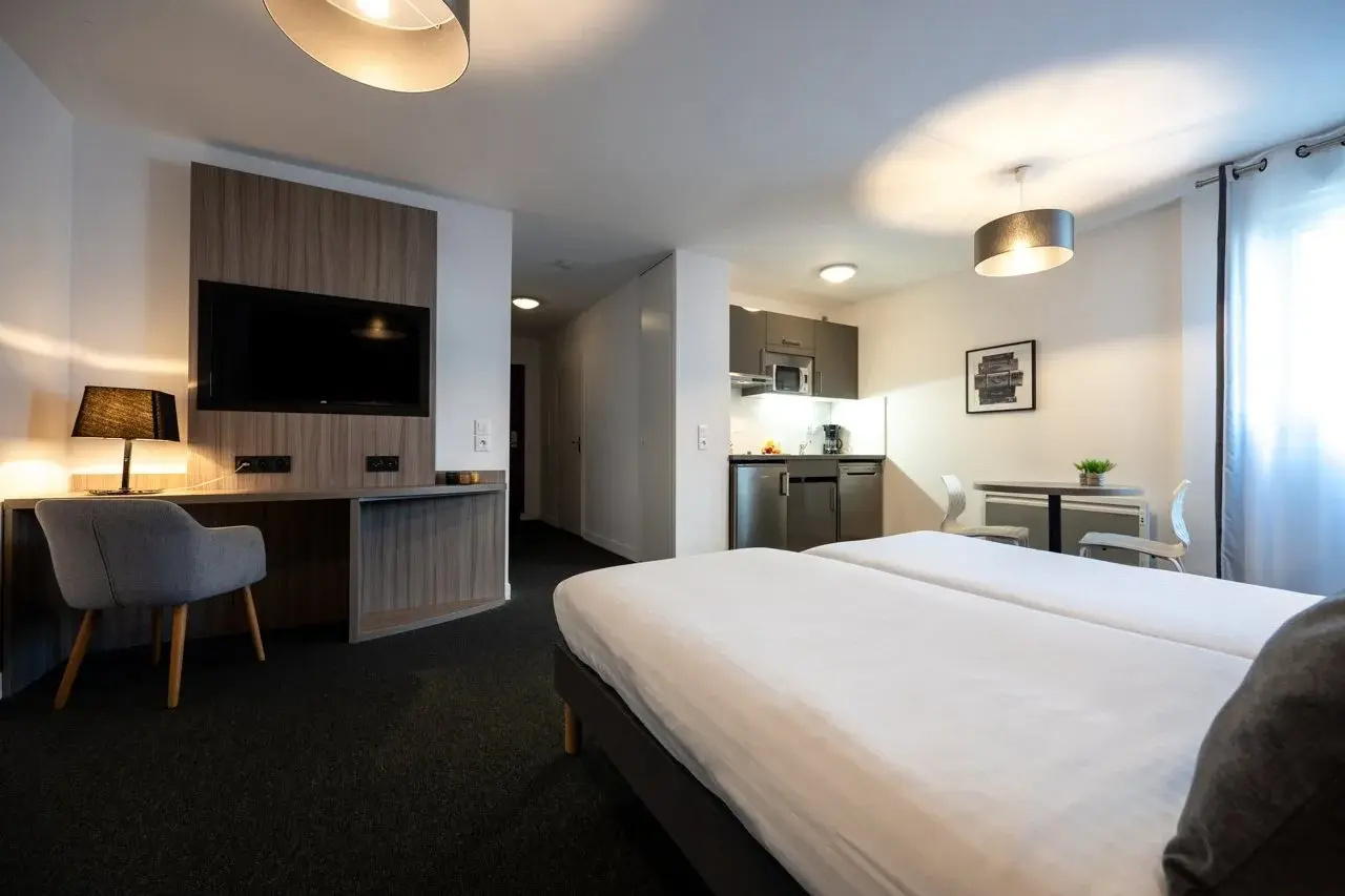 Photo - Nemea Appart Hotel Quai Victor Tours Centre
