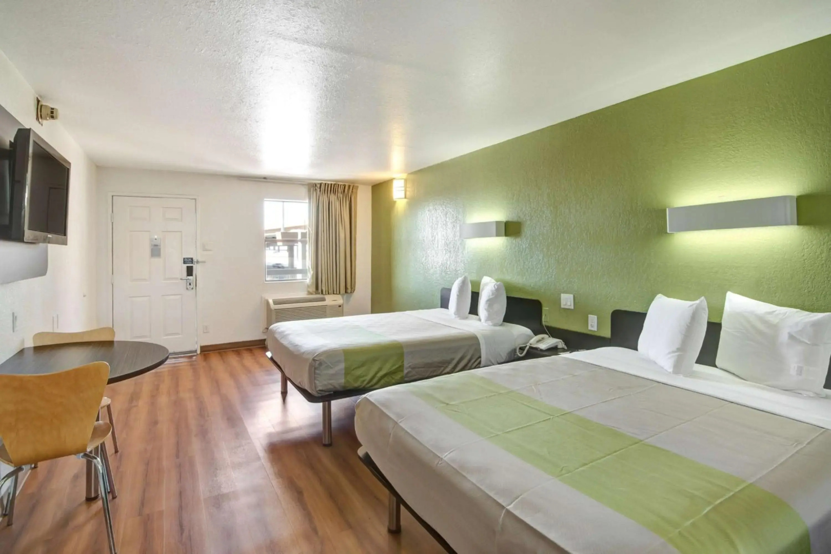 Photo - Motel 6 Dallas, TX - Forest Lane