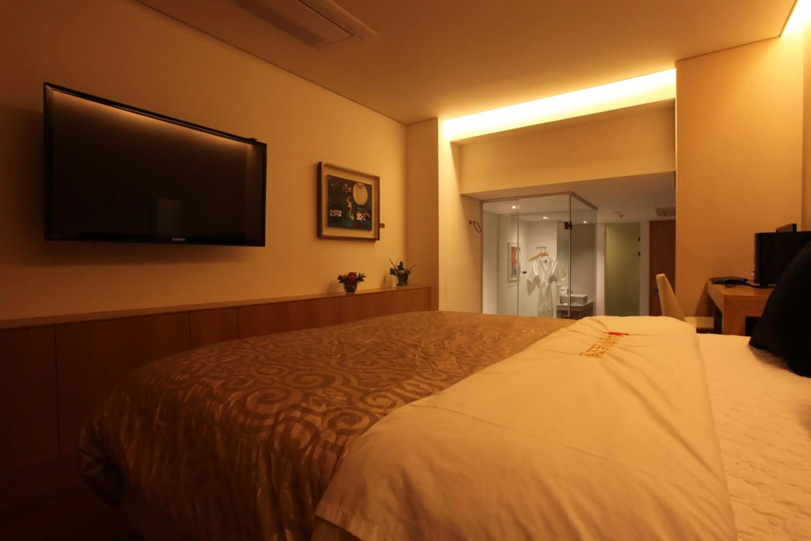 Photo - Yuwon Hotel