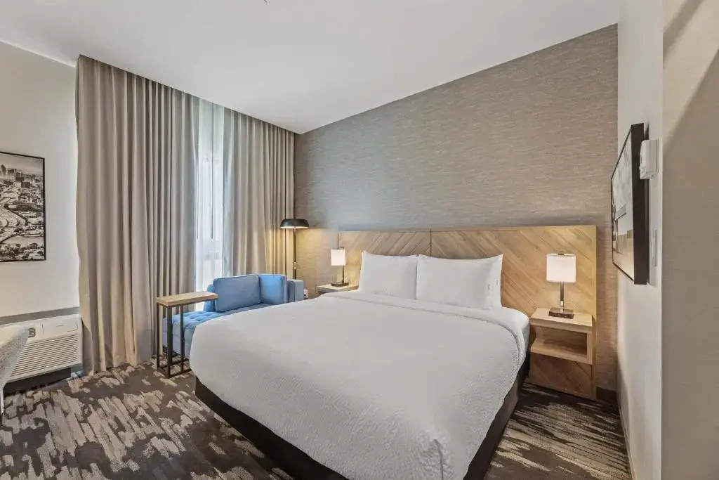Photo - Sandman Signature Dallas Las Colinas Hotel & Suites