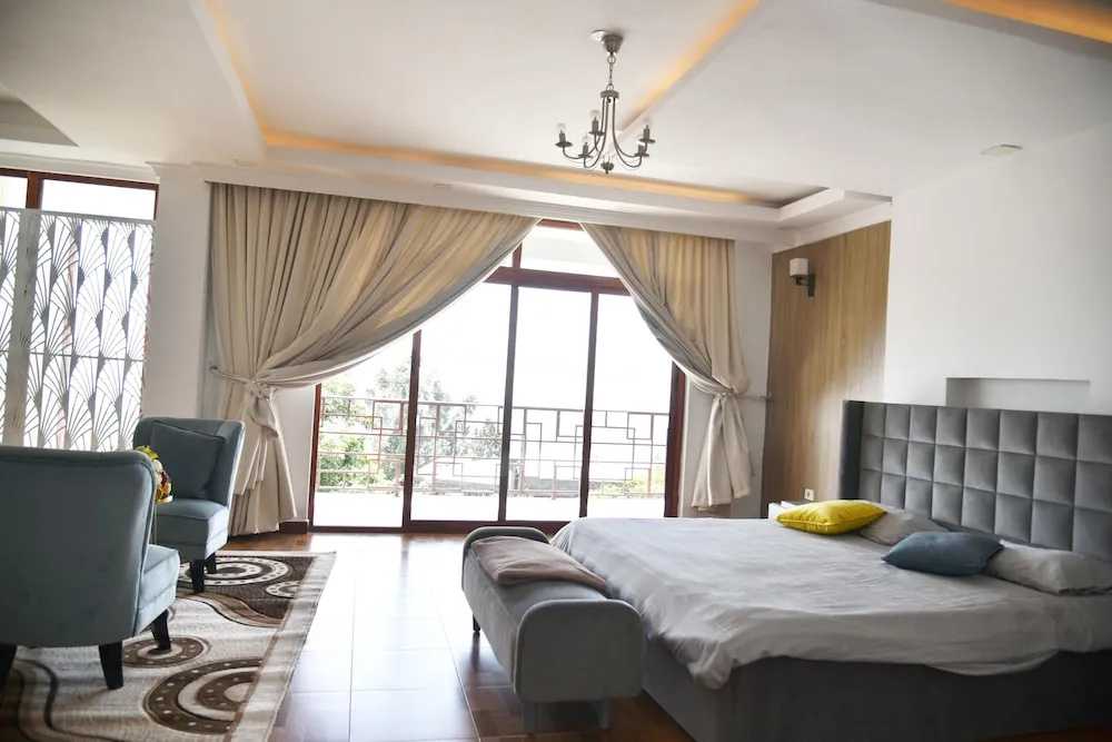 Foto - 5 Bedroom Exquisite Villa in Top-view Area