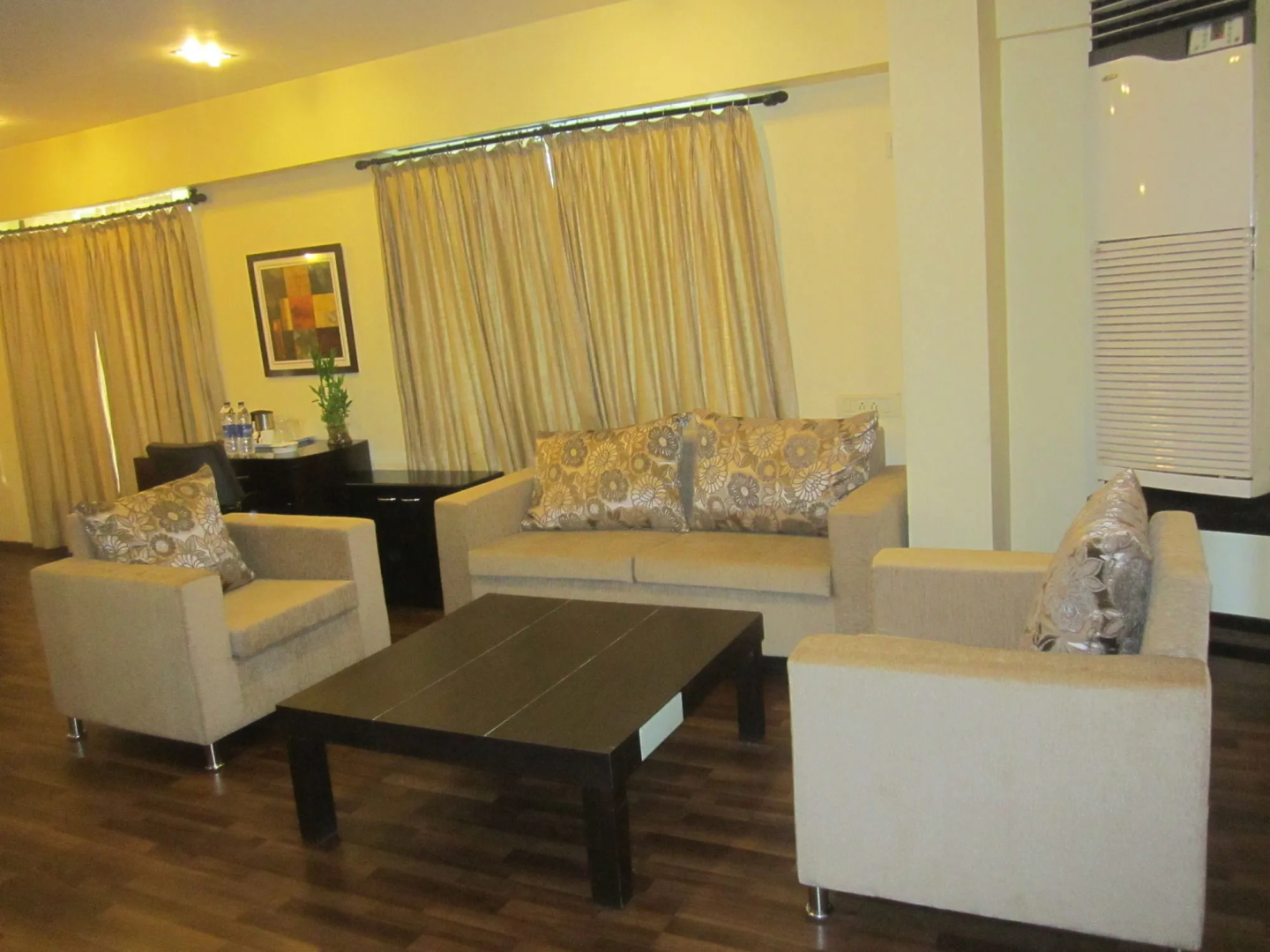 Photo - Hotel Orritel West
