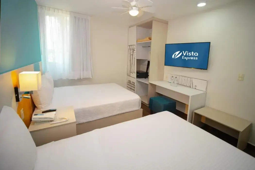 Photo - Vista Express Guadalajara Expo SureStay Collection by BW