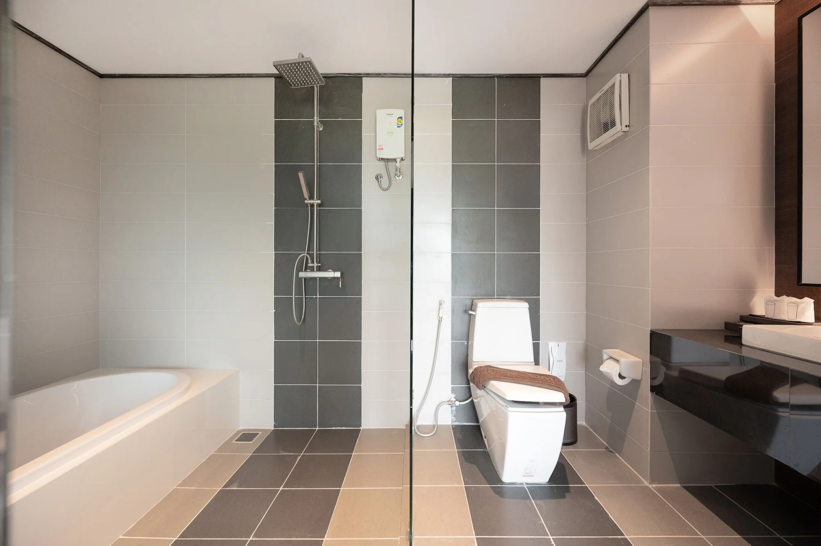 Foto - Manhattan Pattaya Hotel - SHA Extra Plus