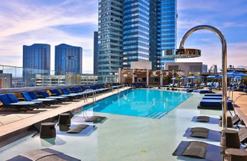 Foto - StripViewSuites at Jockey Club