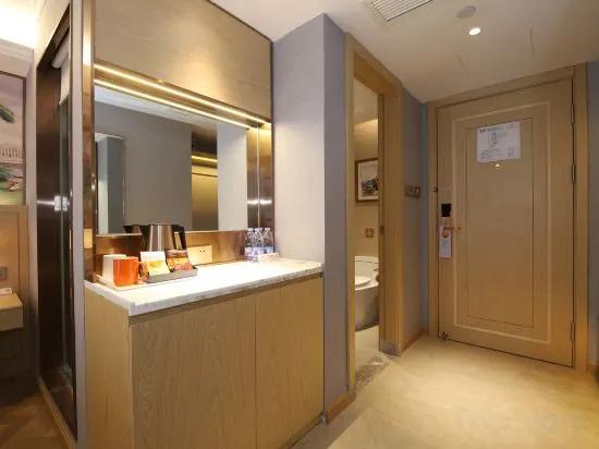 Vienna Hotel Nanyang  Dushan Avenue Wuyue Plaza