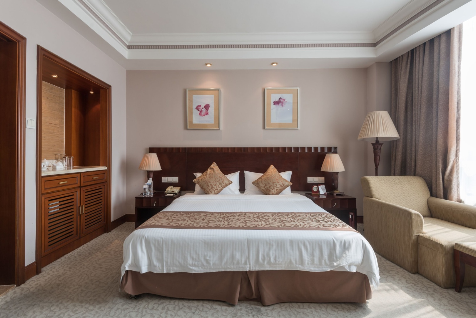 SANYA JINJIANG BAOHONG HOTEL
