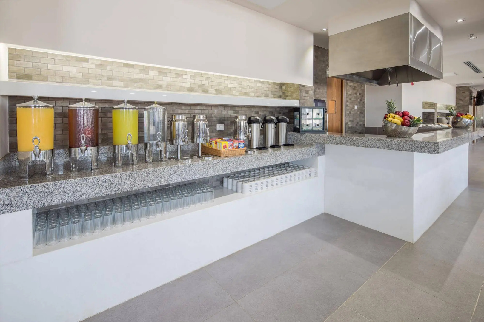 Foto - Courtyard by Marriott Hotel