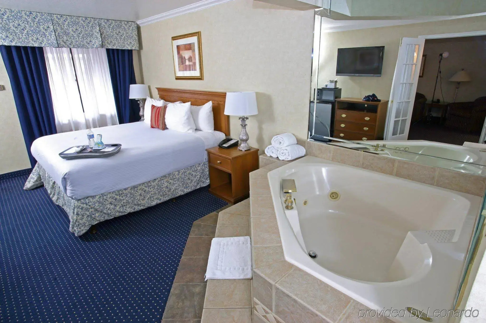 Foto - SureStay InnSuites Phoenix Hotel & Suites by Best Western