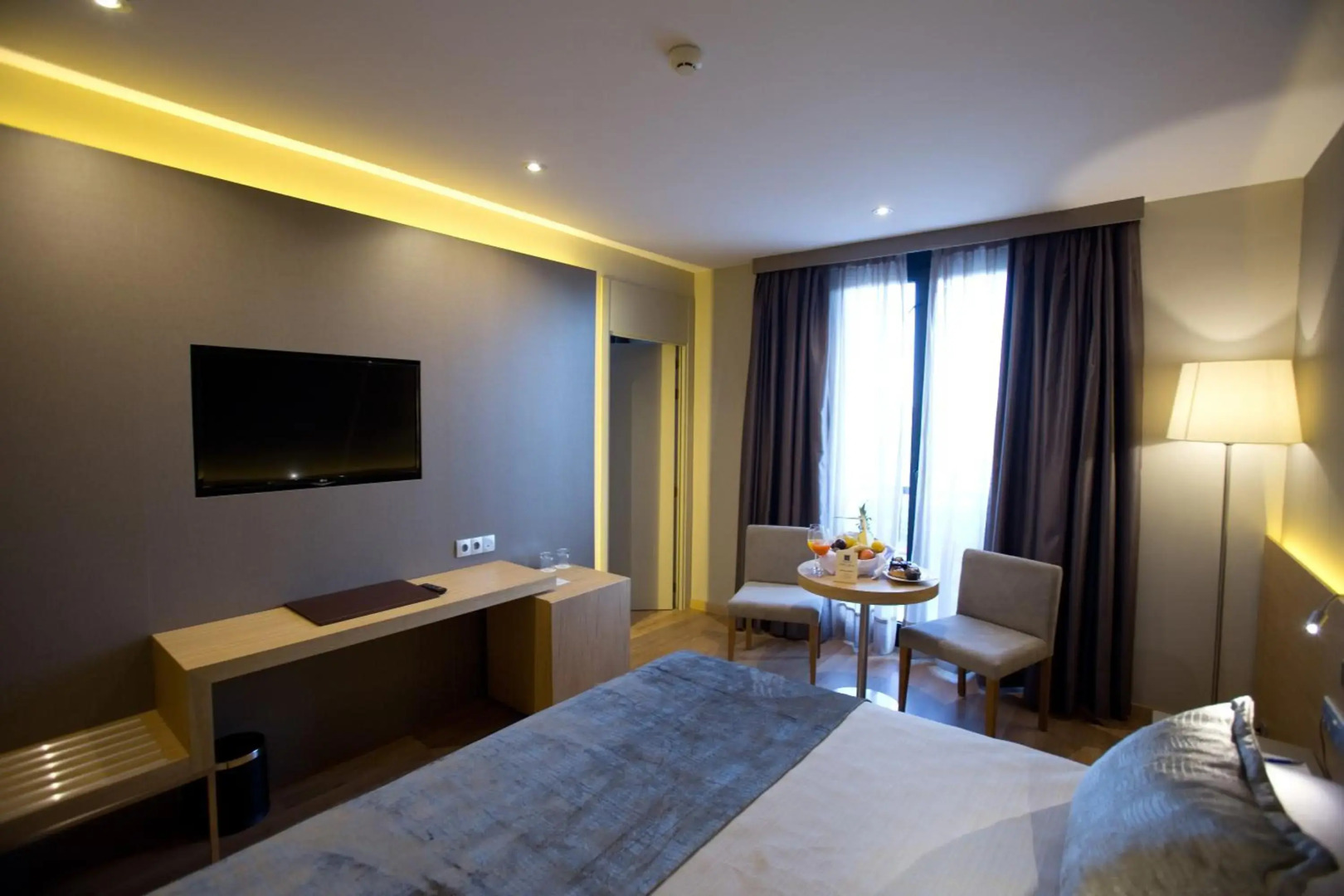 Photo - M.A. Hotel Sevilla Congresos