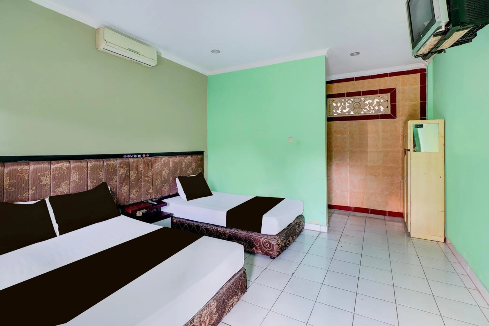 Photo - Collection O Bali near Terminal Ubung formerly Batukaru Garden Hotel