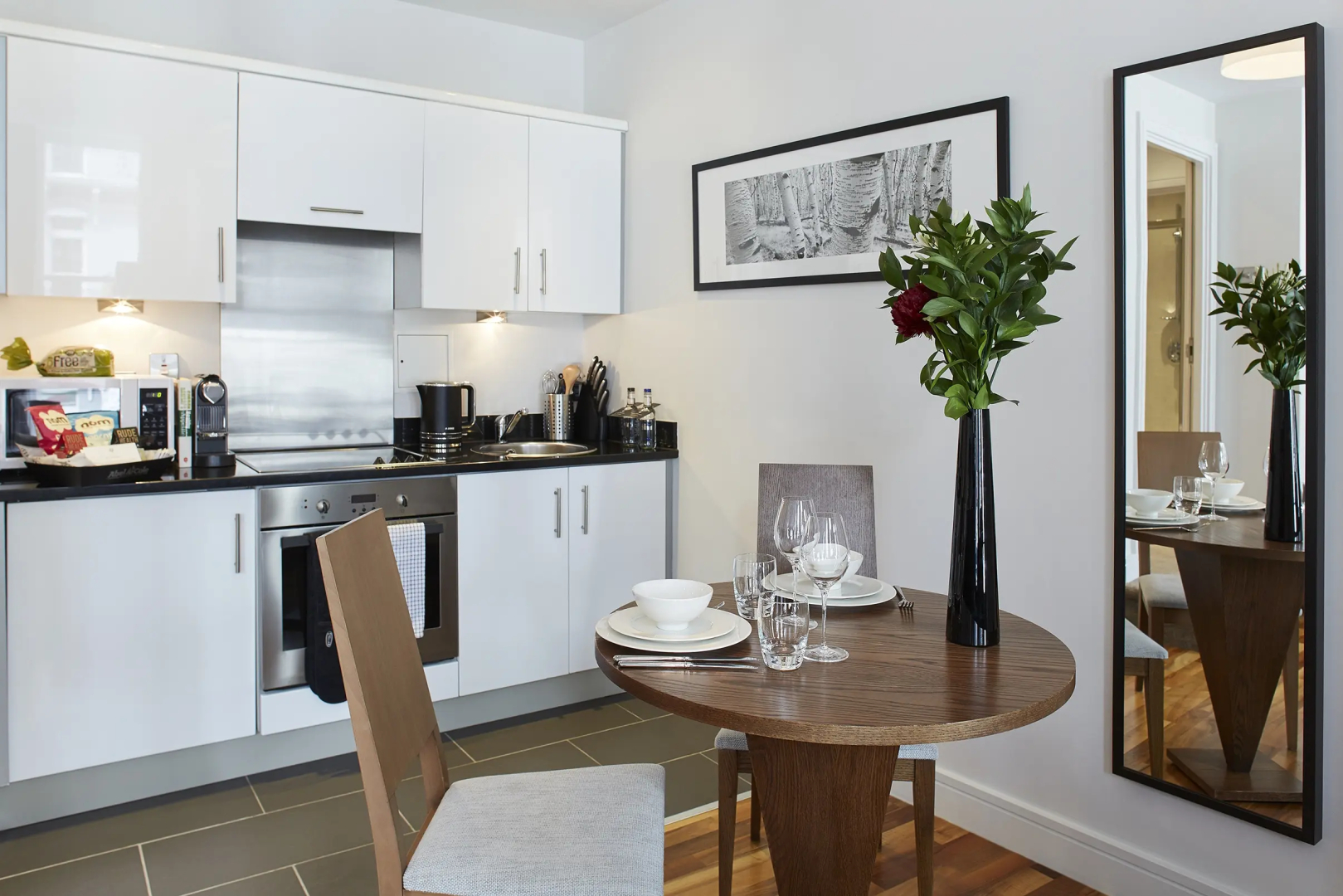 Photo - Cheval Harrington Court at South Kensington