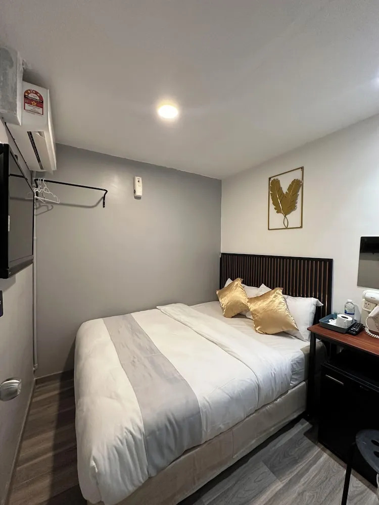 Foto - SS Grey House