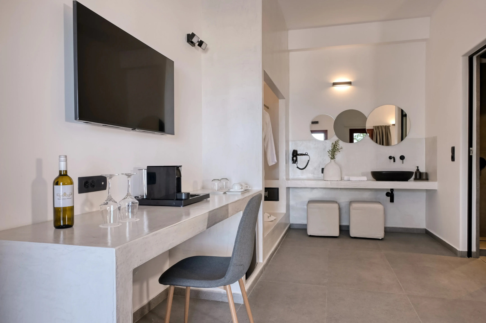 Photo - Splendour Hotel and Suites