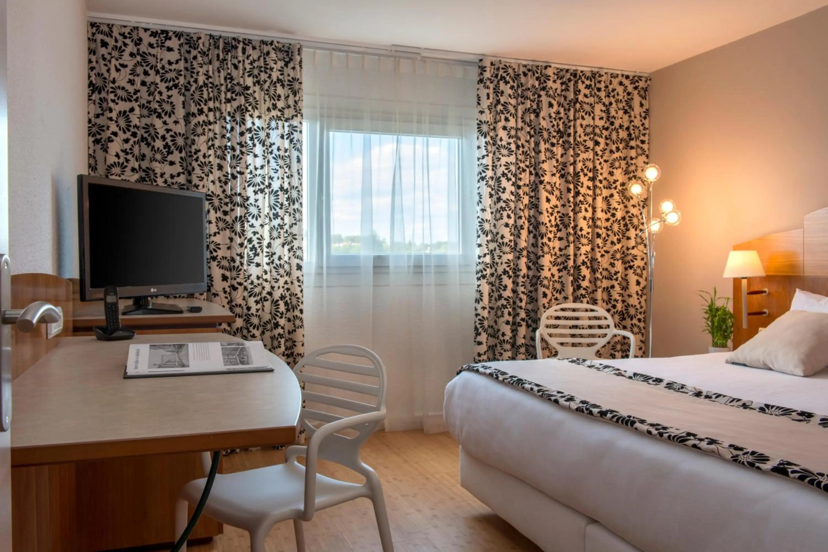 Photo - C Suites