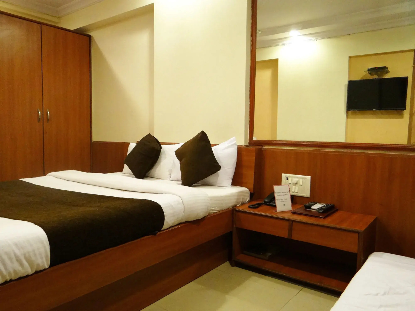 Photo - Hotel Lucky Goregaon