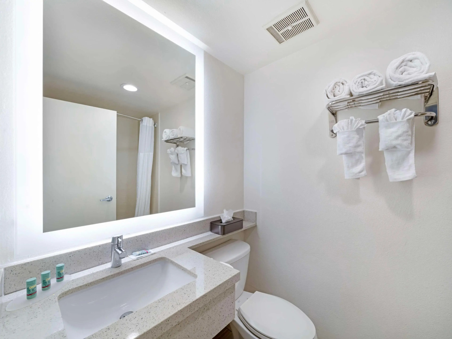 Photo - Best Western Posada Royale Hotel & Suites