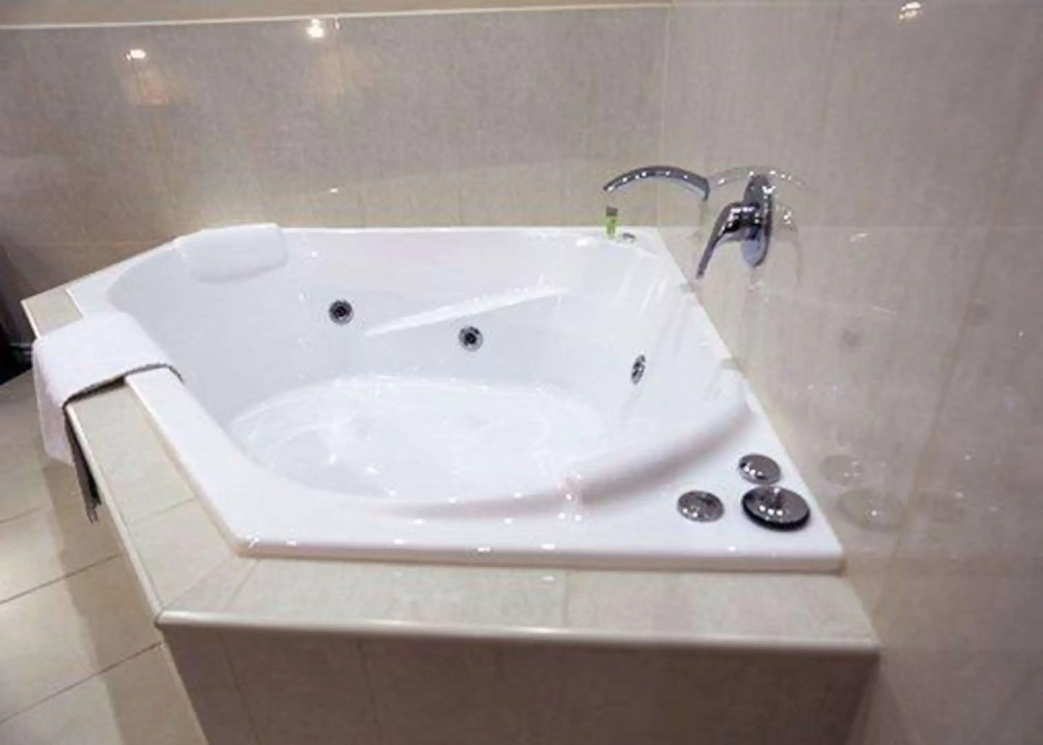 Foto - Quality Hotel Melbourne Airport