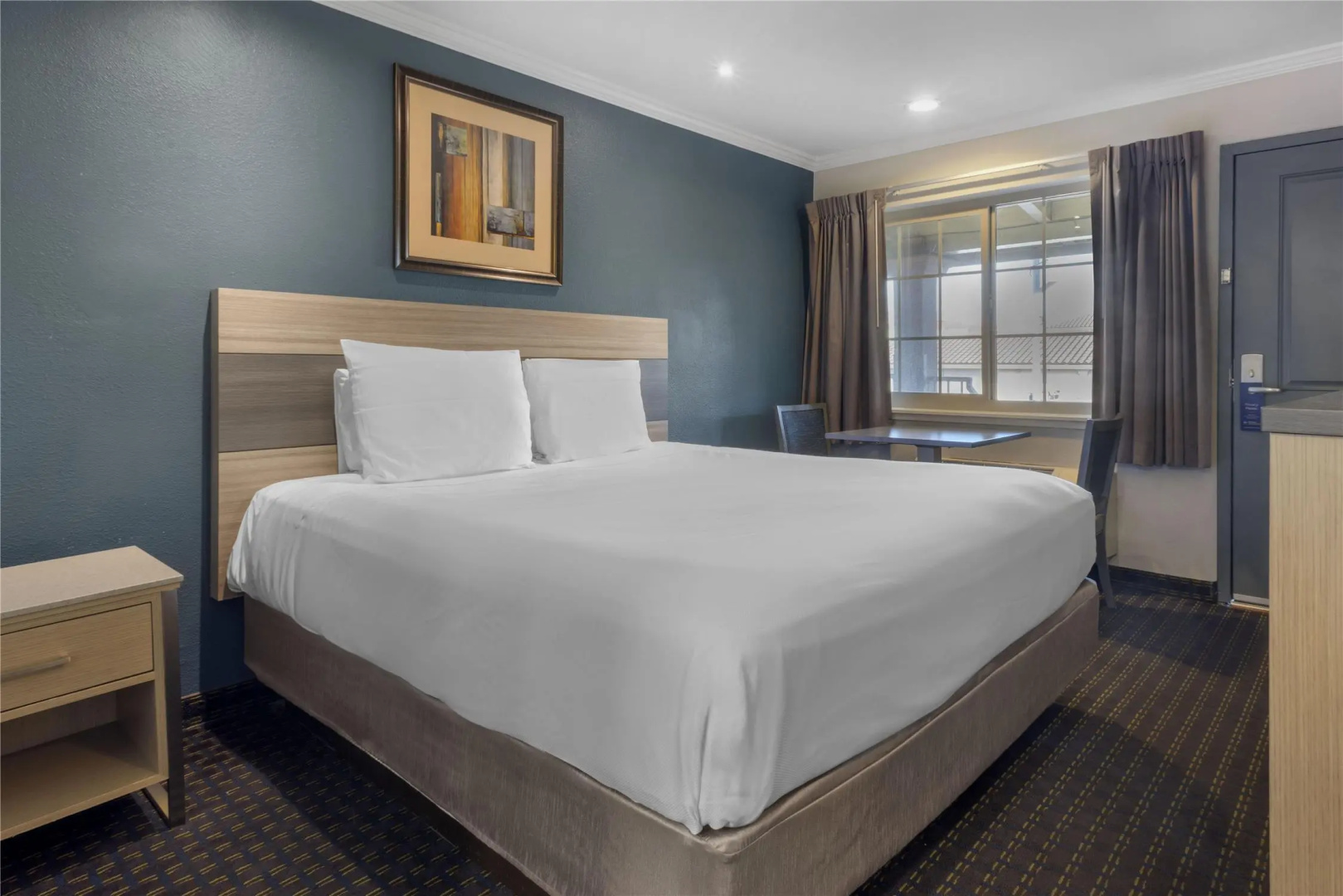 Photo - SureStay Hotel by Best Western San Rafael