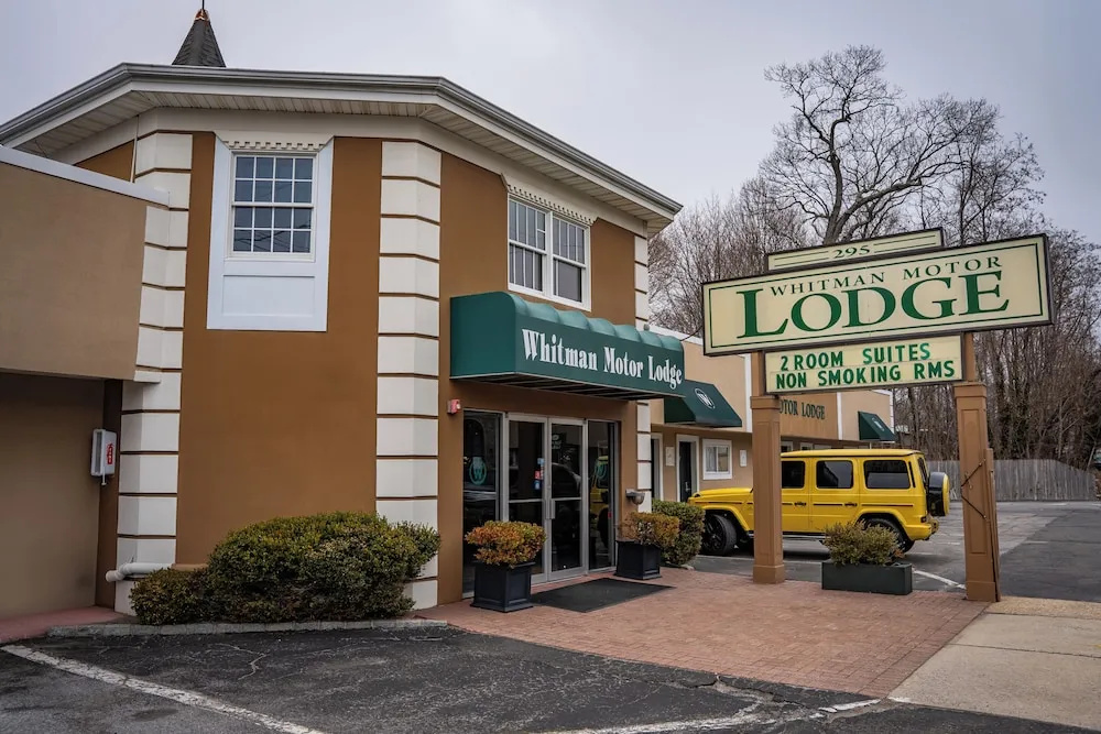 Photo - Whitman Motor Lodge