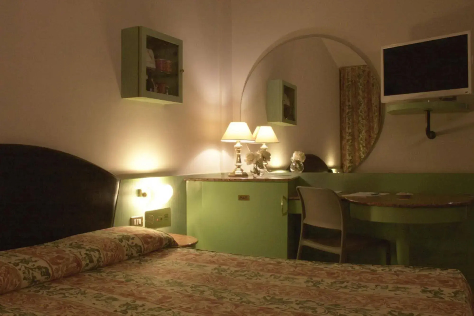 Foto - Hotel Motel 2000