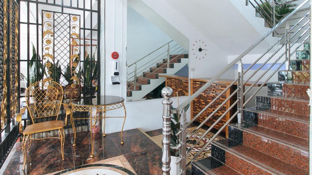 Foto - RedDoorz @ Jardin LRT Tayuman Manila