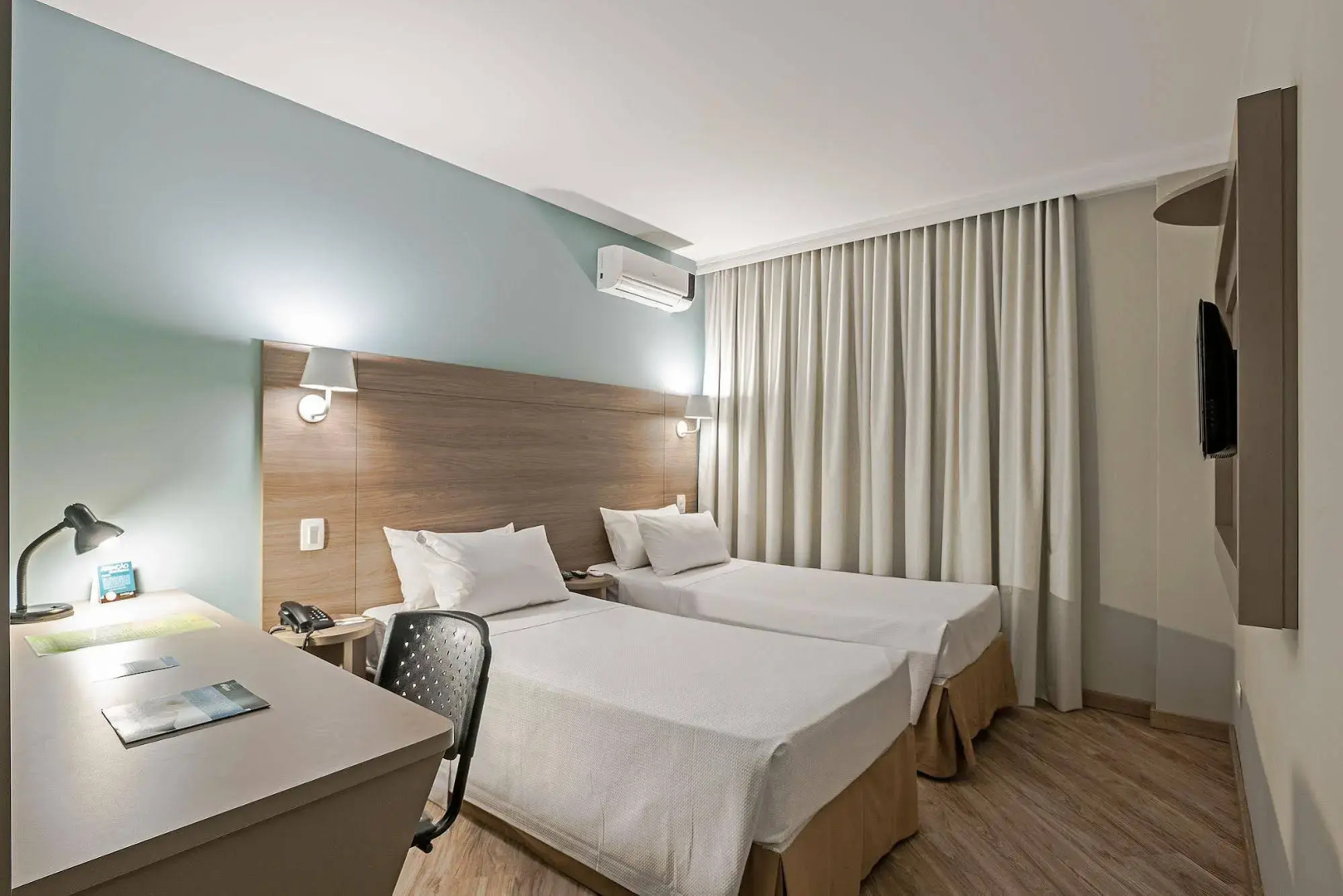 Photo - Slim Hotel Curitiba Alto da XV