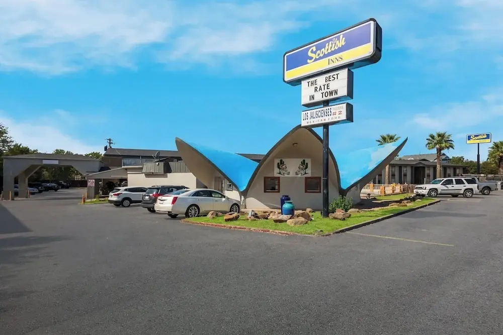 Photo - Scottish Inns Austin North