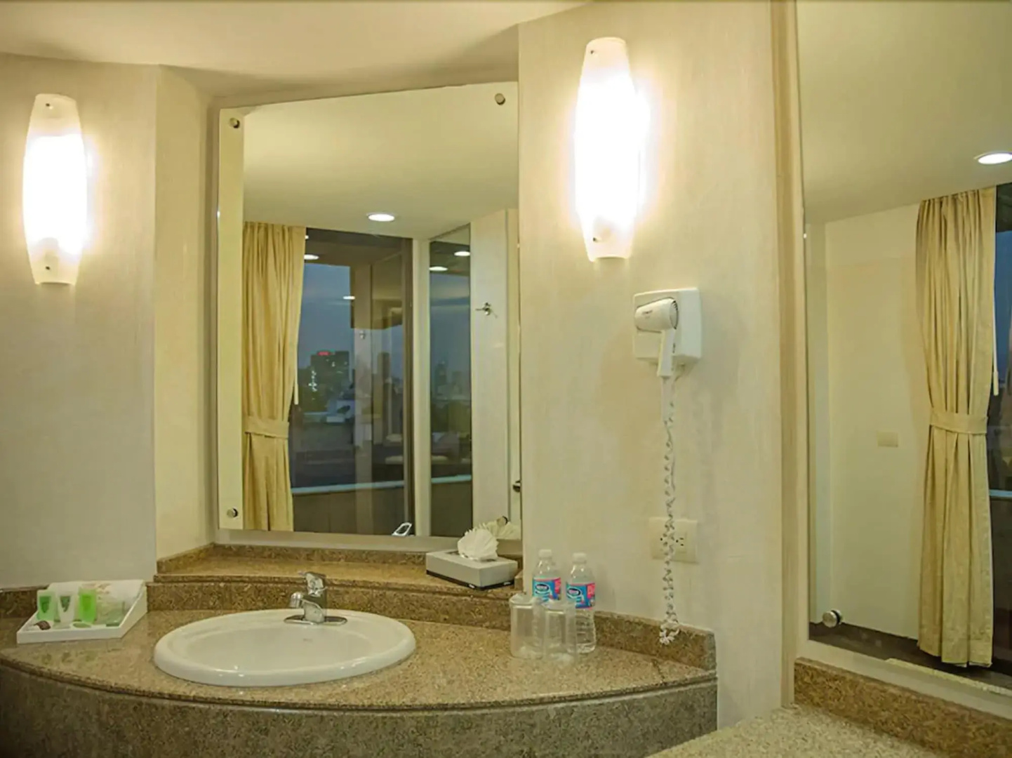 Photo - Hotel Marbella