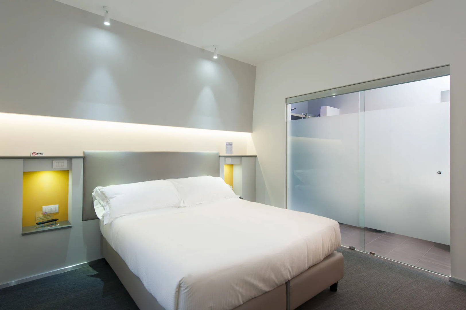 Photo - Hotel Executive Inn