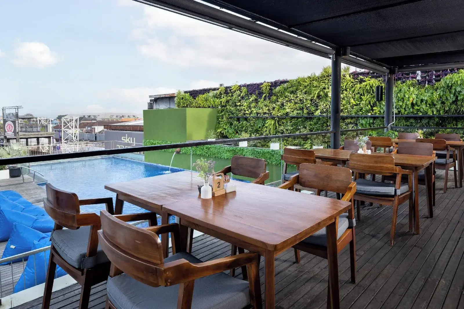 Photo - J4 Hotels Legian