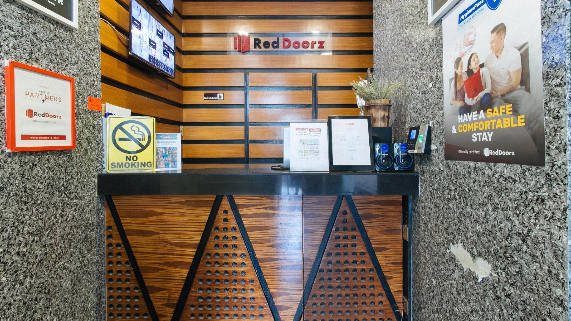 Photo - RedDoorz near Quiapo Church Manila