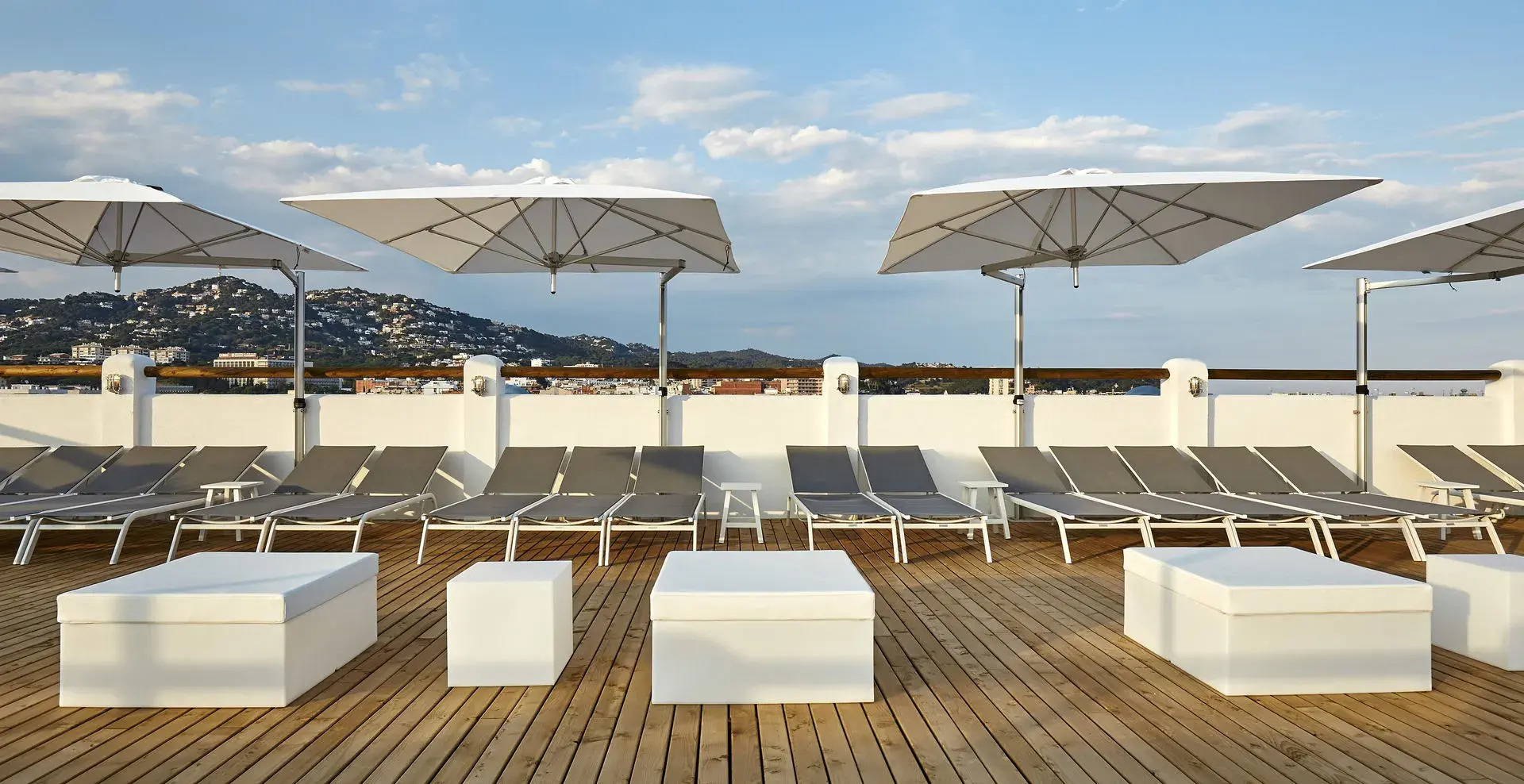 Photo - Delamar 4*Sup-Adults only (18+)