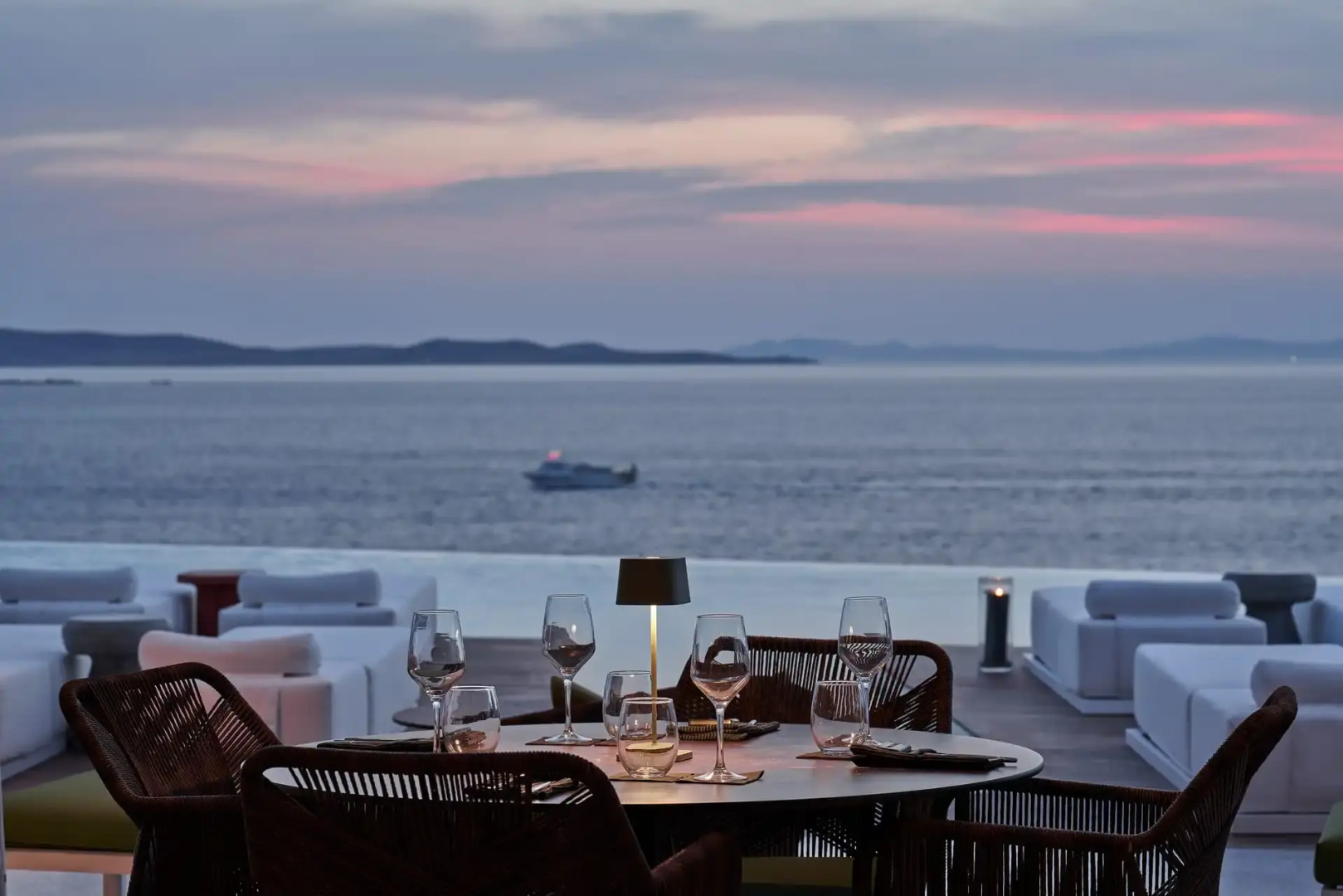 Photo - Kouros Hotel & Suites