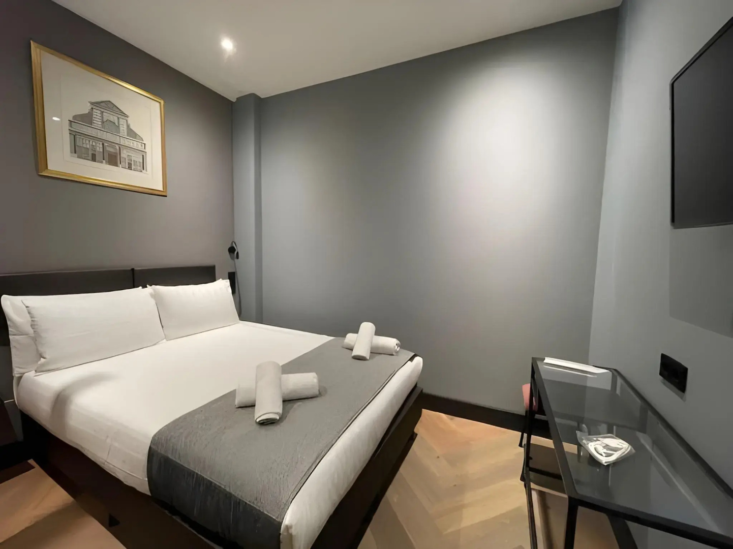 Photo - H3 Hotel Rotterdam City Center