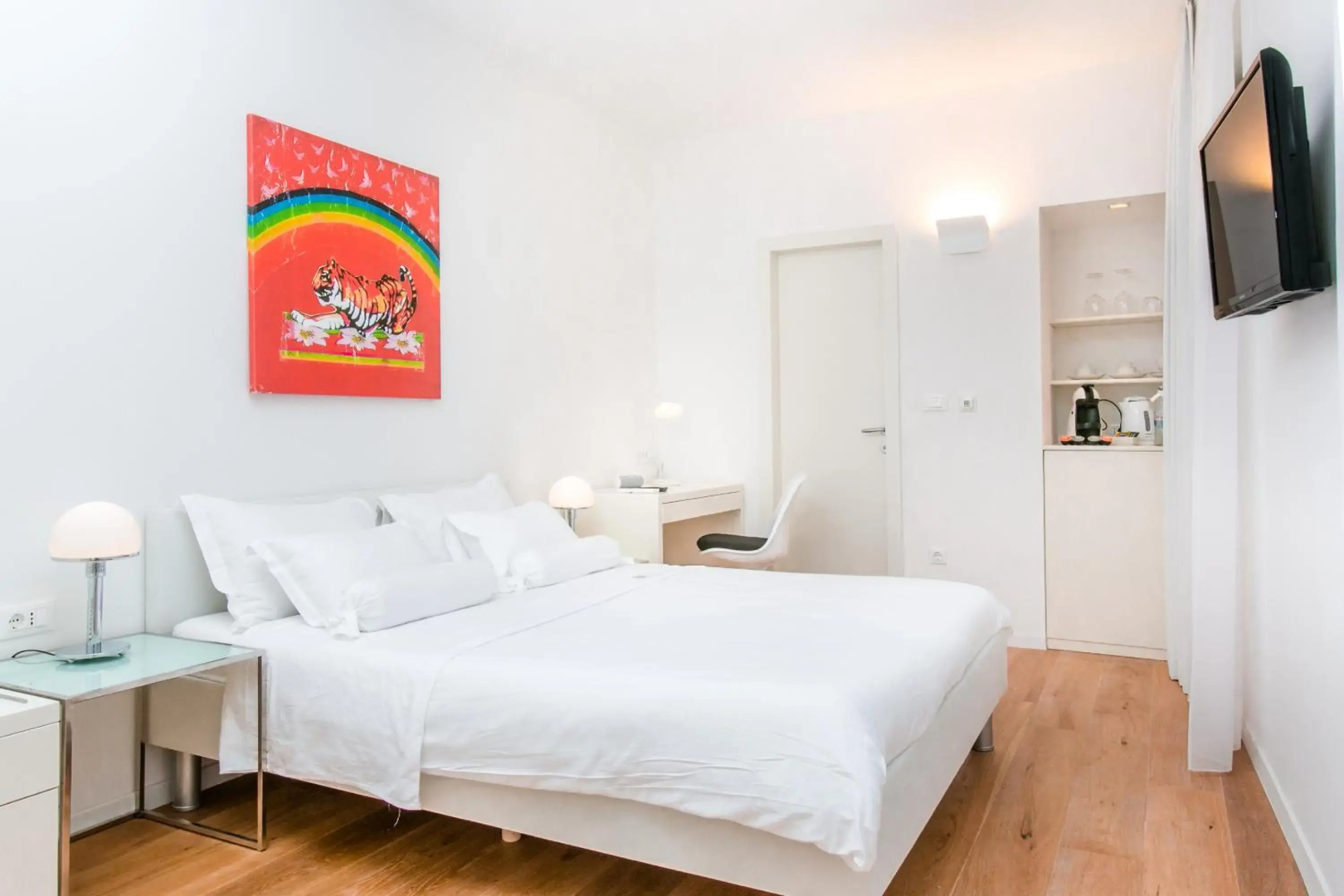 Photo - Divota Apartment Hotel