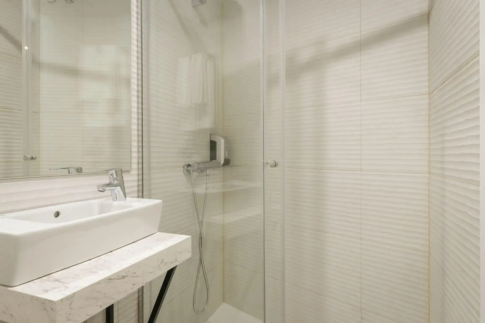 Photo - Hotel YIT Ciudad de Zaragoza​​​​​​​