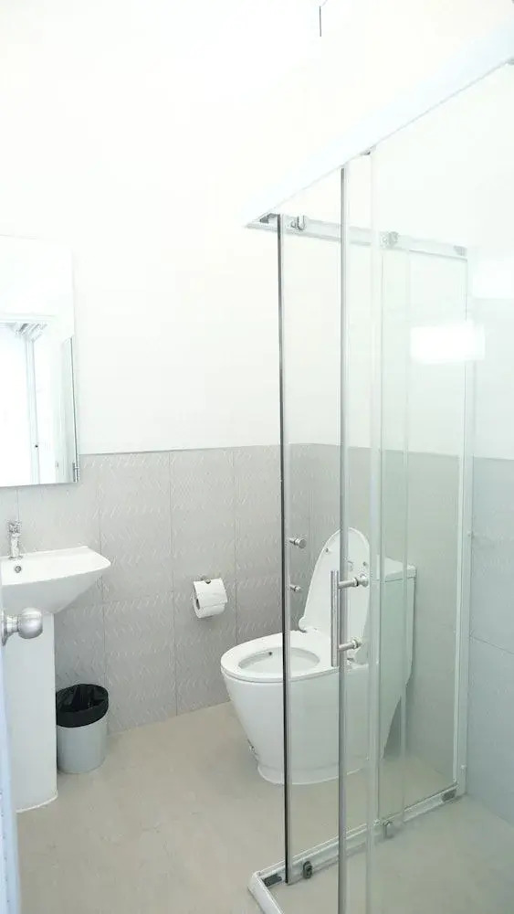 Photo - The Square 101