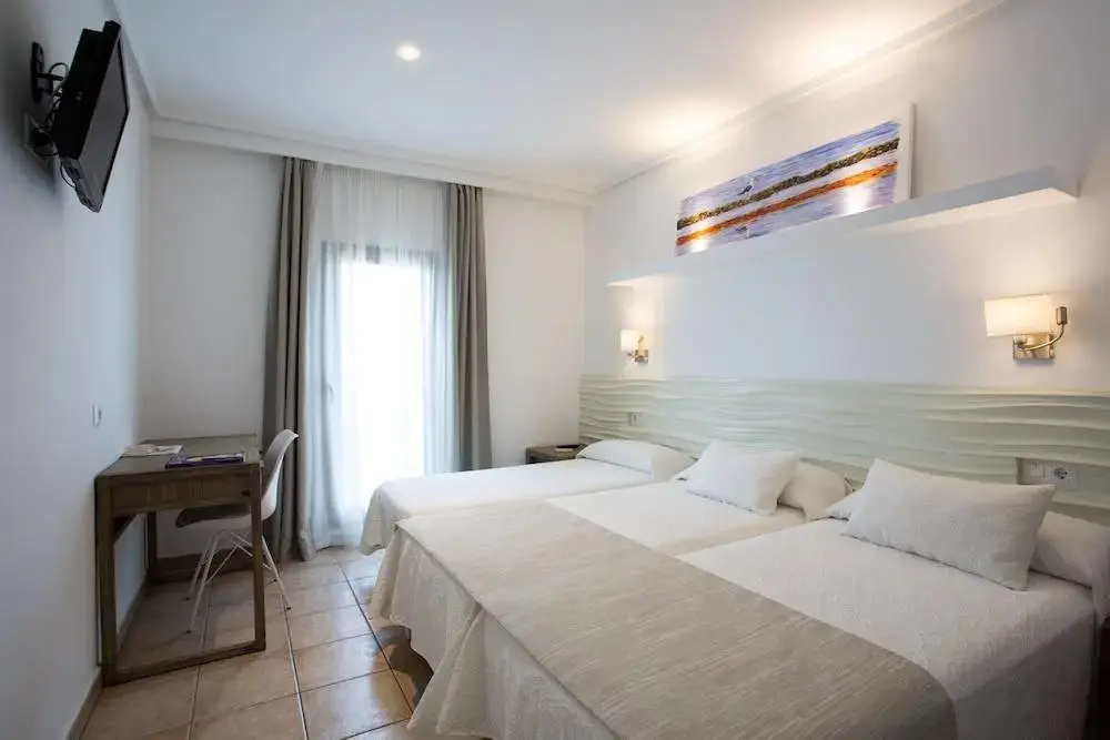 Photo - Hotel Bahía