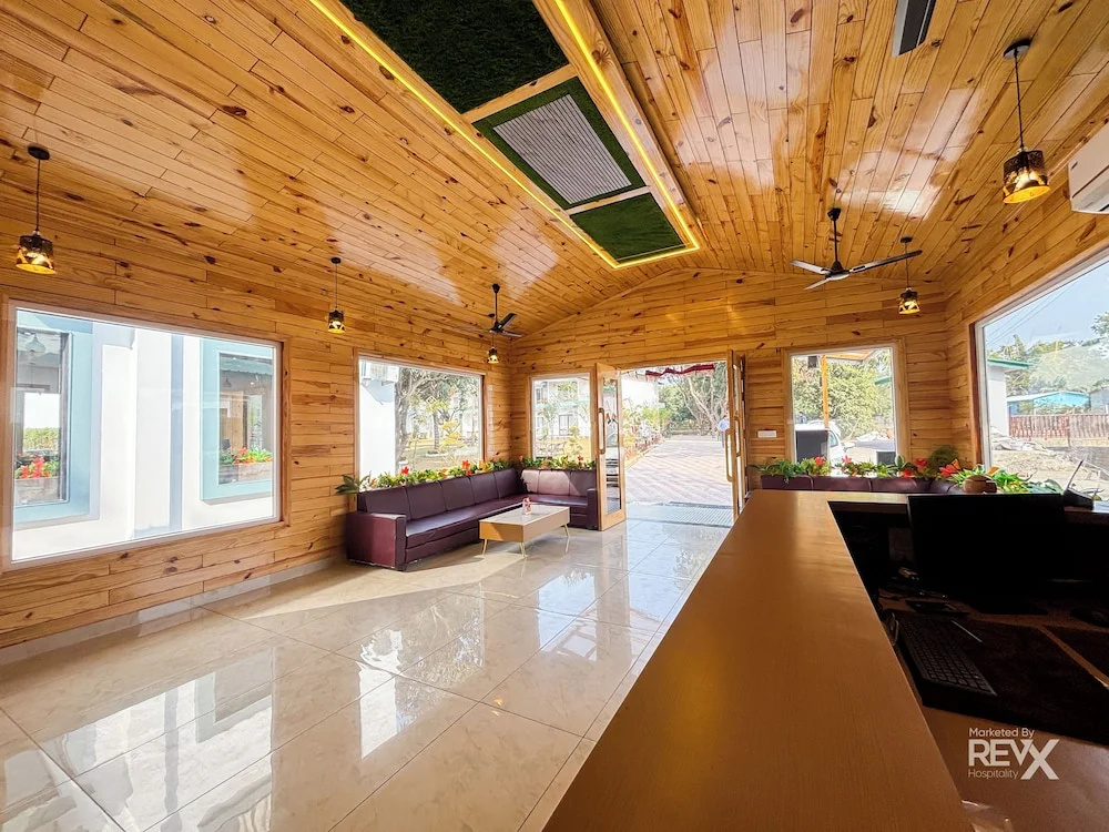 Wonderwood Corbett Resort (1min walk to River with Deep Jungle Trail)