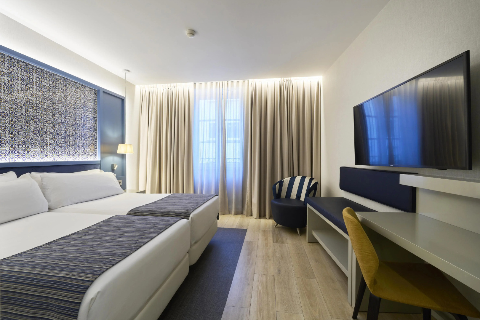 Photo - Catalonia Porto