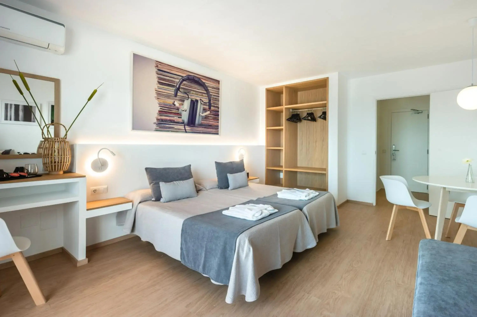 Photo - Hotel Cenit & Apts Sol y Viento